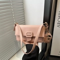 Borsa baguette rosa in ecopelle martellata con mini portamonete rotondo abbinato - Rosa