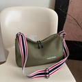 Sac bandoulière en nylon vert armée avec sangle rayée et logo FANYISSA détaillé - Vert