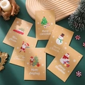 Tarjetas de Navidad retro de papel kraft con ilustraciones sobre un fondo verde oscuro - 6 Tarjetas y 6 Sobres