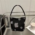 Floral print hobo bag in black and white fabric with thick handle for summer fashion - Black