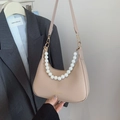 Sac sous le bras beige en demi-lune avec chaîne en perles et bandoulière réglable - Kaki