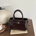 Bolso de mano marrón chocolate brillante con correa de hombro ajustable - Marrón Oscuro
