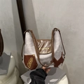 Sac fourre-tout en tissu gris avec détails en cuir marron et lettrage graphique Coole - Gris