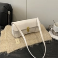 Elegante weiße Handtasche aus Kunstleder mit Krokostruktur und goldenem Metallschloss - Weiß