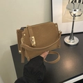 Borsa a mano retrò in pelle marrone con fibbia dorata vintage e manico elegante - Marrone