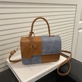Borsa a tracolla patchwork retrò in pelle marrone e motivo a scacchi in denim blu - Marrone