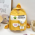 Zaino giallo per bambini con stampa di orso e simpatico ciondolo a forma di orsetto - Giallo