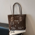 Grote donkerbruine suède tote tas met kattenprint en MashaKeke logo-opdruk - Zonder hanger / Bruin