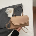 Mini bolso cuadrado retro beige con solapa curva y correa ajustable para el hombro - Caqui