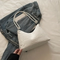 Borsa tote bianca a trama intrecciata con dettaglio nodo sul cinturino minimalista - Bianco