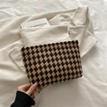 Retro Kosmetiktasche mit Schachbrettmuster aus gewebtem Stoff in Braun und Beige - Braun