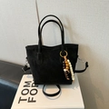Sac seau noir élégant avec breloque en perles bohème et bandoulière amovible - Avec Pendentif / Noir