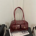 Borsa sottobraccio retrò in pelle verniciata bordeaux con doppie tasche e fibbie dorate - Rosso