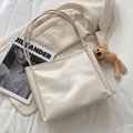 Sac fourre-tout minimaliste crème en similicuir lisse avec de longues bandoulières - Charme d'ours / Blanc