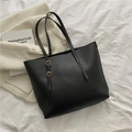 Große schwarze matte PU-Leder Shopper-Tasche mit verstellbaren goldenen Schnallen - Schwarz