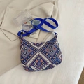 Borsa tote in tela etnica con motivi geometrici colorati e tracolla regolabile blu - Viola