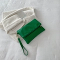 Pochette pieghevole verde smeraldo minimalista con cerniera e cinturino da polso - Verde