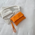 Pochette pieghevole arancione brillante minimalista con cinturino da polso e cerniera - Arancione
