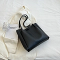 Bolso tote negro grande y minimalista de cuero PU mate con correas dobles delgadas - Negro
