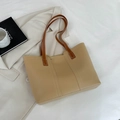 Grande borsa tote kaki con manici marroni a contrasto e cuciture bianche - Giallo