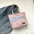 Bolso tote de tela Oxford rosa y azul con parche de cuero y gran capacidad de carga - Morado