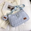 Borsa tote celeste a scacchi intrecciati con piccolo portamonete rotondo abbinato - Blu