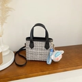 Elegante borsa a secchiello in tweed a quadri stile coreano con ciondolo in peluche - Con Ciondolo / Nero