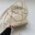 Borsa sottobraccio in paglia beige con catena dorata e toppa in pelle Fashion & Bag - Bianco