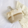 Borsa tote intrecciata beige e marrone con fiocco in pizzo e manici in corda - Con Sciarpa di Seta / Cachi