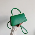 Bolso bandolera verde minimalista con solapa curva y asa superior para mujer - Verde