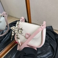 Petit sac à bandoulière blanc crème et rose avec un foulard en soie à motif vintage - Blanc et Rose