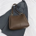Minimalist brown faux leather tote bag with gold metal rings and a vertical seam design - 33x27x11cm / Brown Large