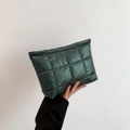 Pochette matelassée vert foncé avec motif à carreaux classique en nylon brillant - Vert
