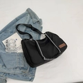 Bolso tote minimalista de nailon negro con asas de cuerda trenzada en blanco y negro - Negro