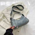 Borsa a mezzaluna blu grigio alla moda in denim lavato con catena in metallo argento - Blu Vintage