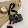 Bolso negro minimalista con solapa tejida y elegante correa de hombro ancha - Negro