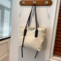 Grande borsa tote in velluto a coste bianco crema con tracolle nere per l'autunno - Bianco