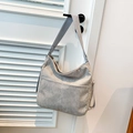 Bolso tote de pana gris claro con bolsillos dobles delanteros y correa ajustable - Gris