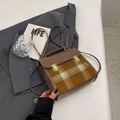 Vintage-Aktentasche aus braunem Leder mit kariertem Wollpaneel und Gold-Verschluss - Braun Kariert