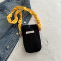 Borsa a tracolla in velluto a coste nero con cinturino giallo increspato e fibbia blu - Nero