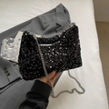 Elegante borsa a tracolla con paillettes nere e catena metallica da donna - Nero