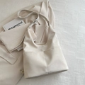 Borsa tote sottobraccio minimalista in pelle PU bianco avorio con tasche frontali - Bianco
