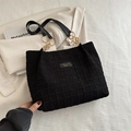 Large black quilted tote bag with golden metal rings and leather handles for women - No Pendant / Black