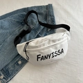 Crèmewitte sportheuptas met zwarte verstelbare riem en FANYISSA-letteropdruk - Zonder Hanger / Wit