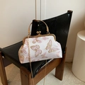 Bolso vintage blanco con bordado de mariposa rosa y marco de metal dorado elegante - Rosa