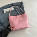 Borsa sottobraccio in raso rosa con ricamo bianco onwards and upwards - Rosa