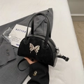 Schicke schwarze Bowling-Tasche mit Silber-Schmetterling und abnehmbarem Schultergurt - Ohne Anhänger / Schwarz