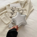 Bolso bandolera plateado con forma de estrella en cuero sintético y cadena - Plateado