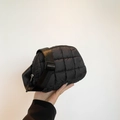 Sac bandoulière matelassé noir bouffant avec une large bandoulière réglable style décontracté - Noir