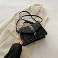 Borsa a tracolla chic in tweed nero e oro con dettagli in pelle e manico a catena - Nero